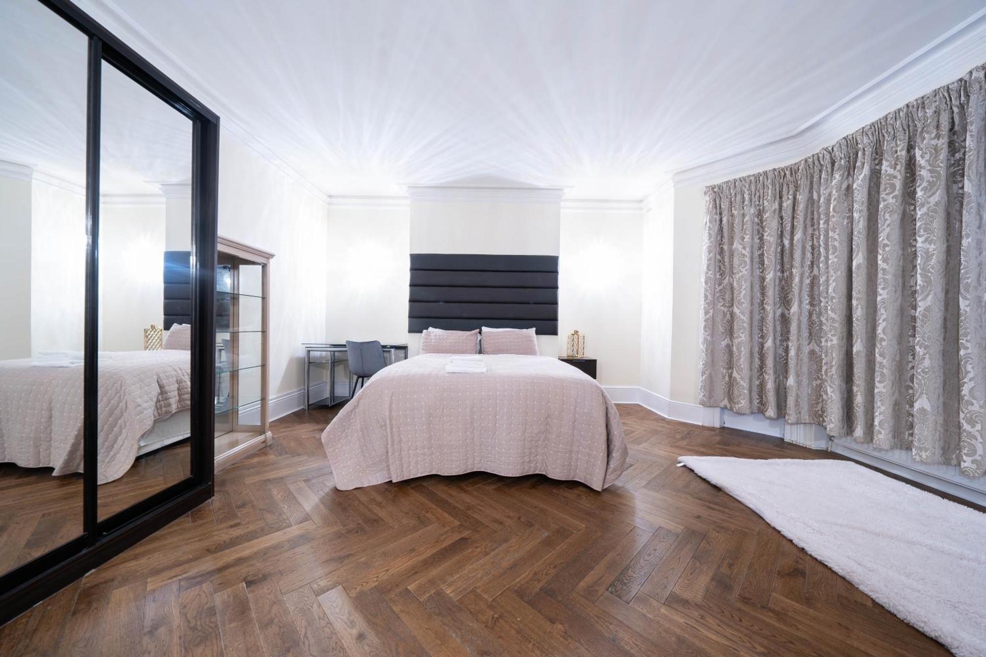 Apartament Hyde Park Serviced *